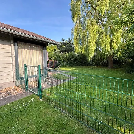 Nyaraló Weidenkate *